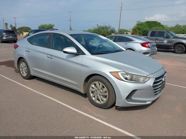 2017 HYUNDAI ELANTRA KMHD74LF0HU120966 Photo 0