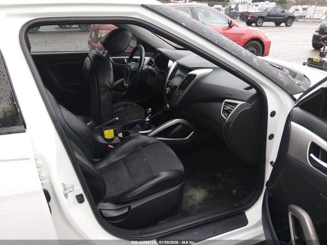 2013 HYUNDAI VELOSTER KMHTC6AD2DU157239 Photo 4