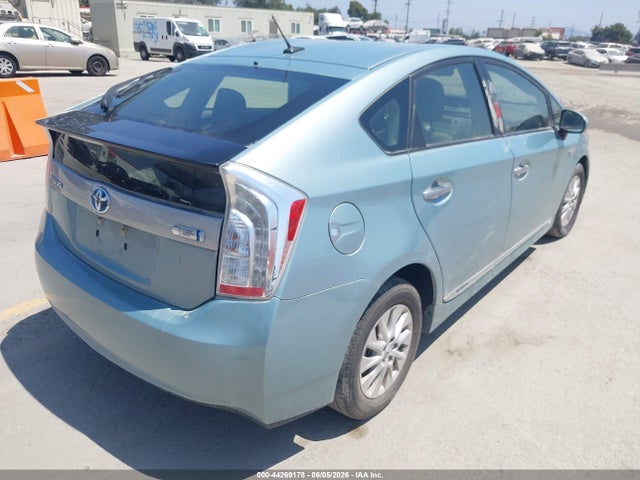 44269178 :رقم المزاد ، JTDKN3DP9F3067030 vin ، 2015 Toyota Prius Plug-in مزاد بيع