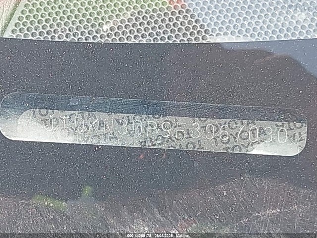 44269178 :رقم المزاد ، JTDKN3DP9F3067030 vin ، 2015 Toyota Prius Plug-in مزاد بيع