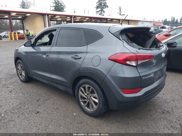 KM8J23A41JU761286 Hyundai TUCSON SE