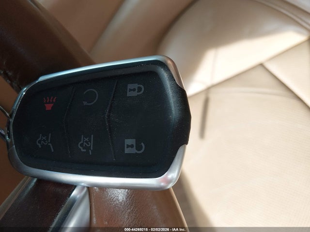 Продаж на аукціоні авто 2016 Cadillac Escalade Platinum, vin: 1GYS4DKJXGR368471, номер лоту: 44269215