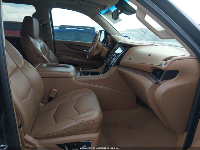 Продаж на аукціоні авто 2016 Cadillac Escalade Platinum, vin: 1GYS4DKJXGR368471, номер лоту: 44269215