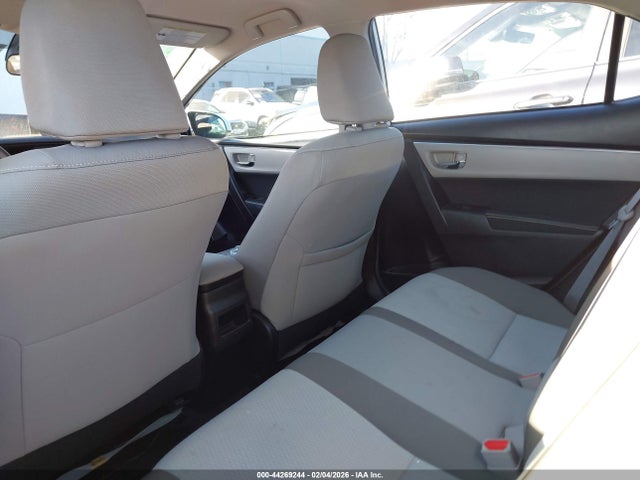 Toyota COROLLA LE 2018 5YFBURHE6JP776349 Image 18