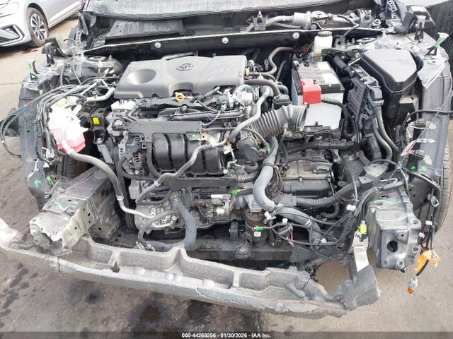 2T3H1RFV8RC278579 Toyota RAV4 LE