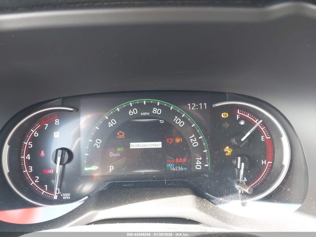 2T3H1RFV8RC278579 Toyota RAV4 LE