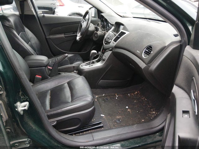 1G1P75SZ2E7169270 Chevrolet Cruze Diesel