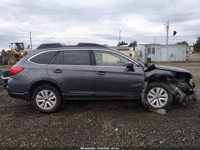 Subaru Outback 2.5i Premium 2018 4S4BSAFC8J3352815 Image 14