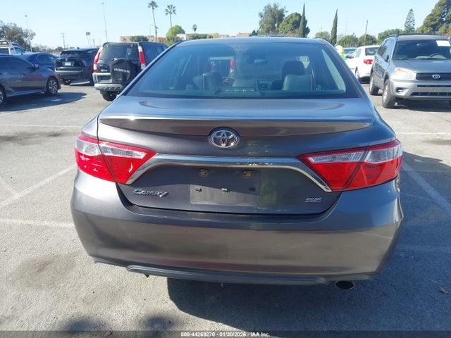 4T1BF1FK1GU223815 Toyota CAMRY SE