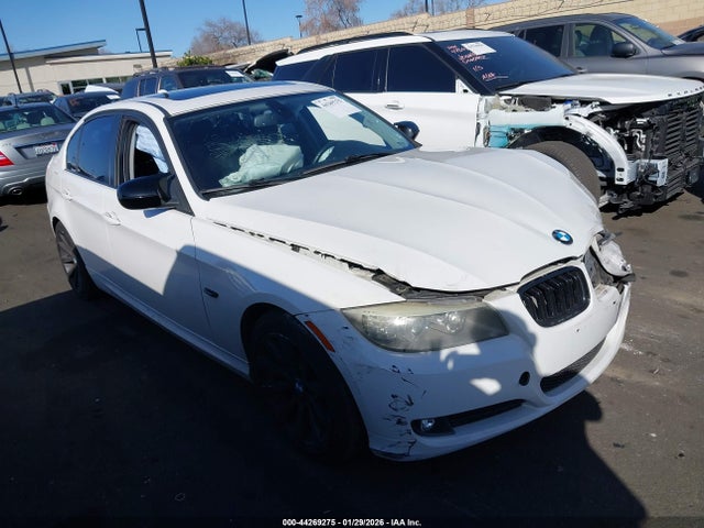 44269275 :رقم المزاد ، WBAPH7C55BE678897 vin ، 2011 Bmw 328i مزاد بيع