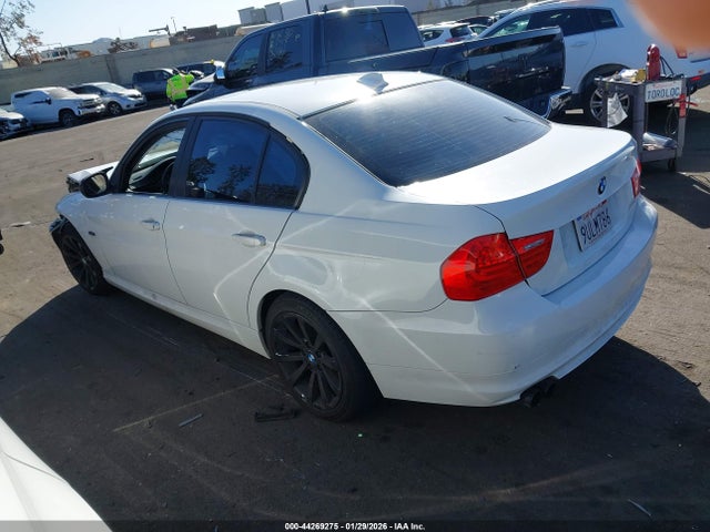 44269275 :رقم المزاد ، WBAPH7C55BE678897 vin ، 2011 Bmw 328i مزاد بيع