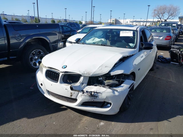 44269275 :رقم المزاد ، WBAPH7C55BE678897 vin ، 2011 Bmw 328i مزاد بيع