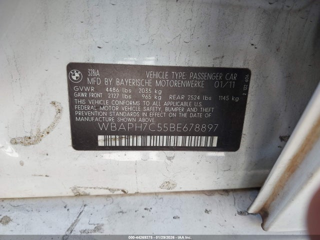 44269275 :رقم المزاد ، WBAPH7C55BE678897 vin ، 2011 Bmw 328i مزاد بيع