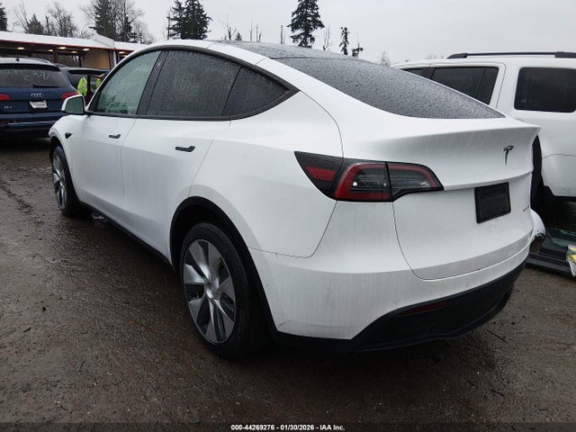 2022 TESLA MODEL Y 7SAYGDEE1NF560261 Photo 2