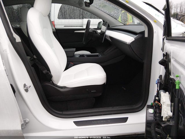 2022 TESLA MODEL Y 7SAYGDEE1NF560261 Photo 4