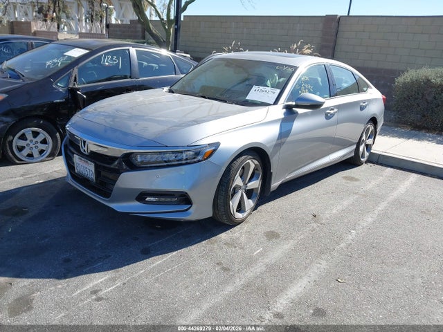 1HGCV1F90JA104558 Honda Accord Touring
