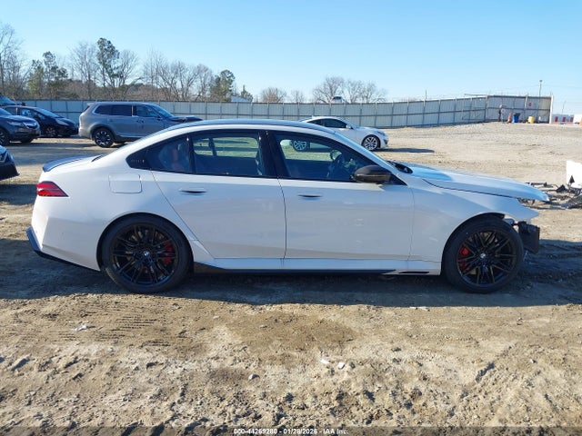 WBS83FK02TCW43178 BMW M5