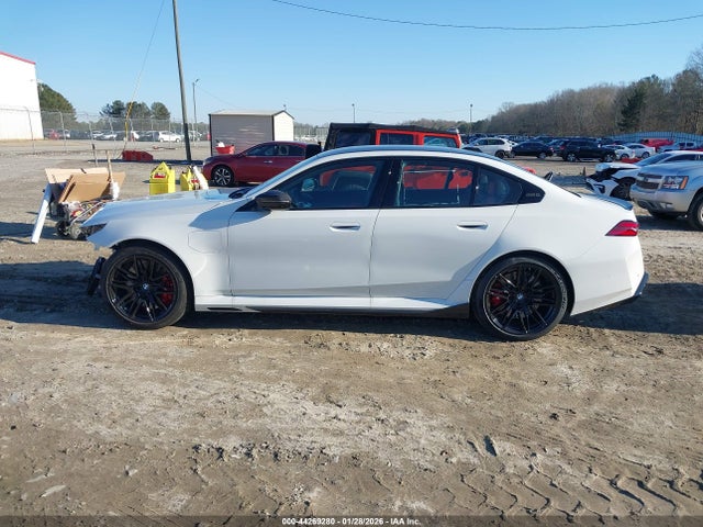 WBS83FK02TCW43178 BMW M5