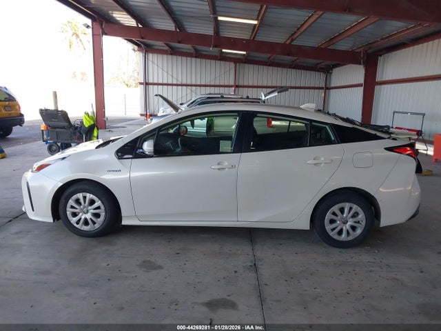 JTDKARFU8L3123522 Toyota Prius Le