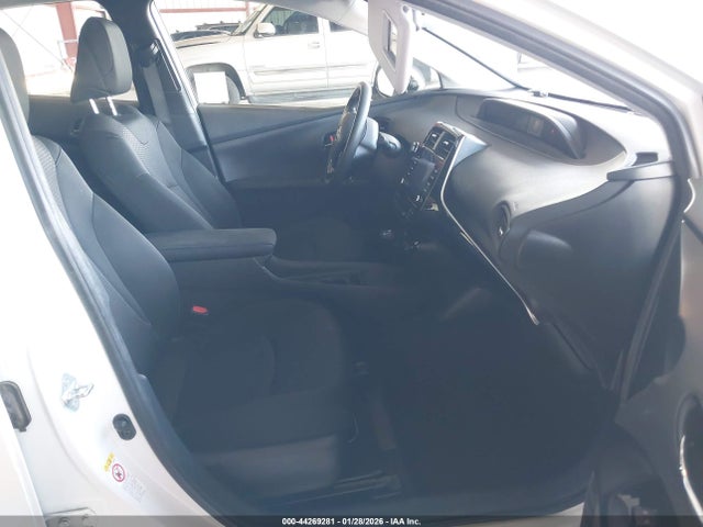 JTDKARFU8L3123522 Toyota Prius Le