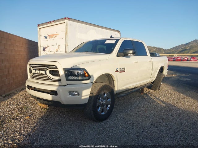 3C6UR5FLXJG375369 RAM 2500 Laramie 4x4 6&#039;4 Box
