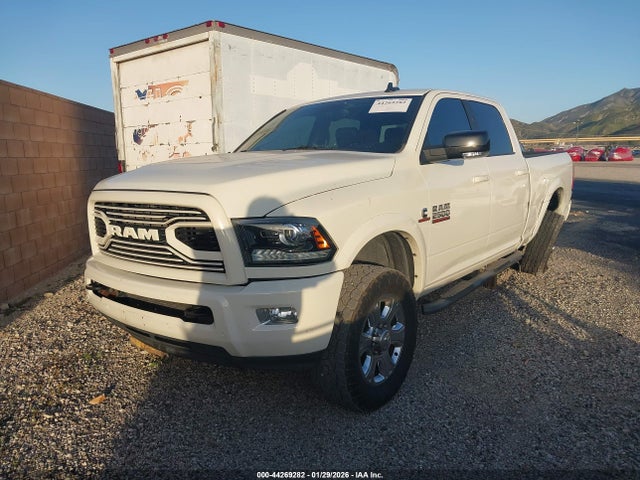 3C6UR5FLXJG375369 RAM 2500 Laramie 4x4 6&#039;4 Box