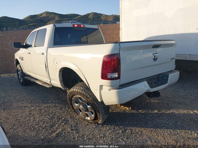 3C6UR5FLXJG375369 RAM 2500 Laramie 4x4 6&#039;4 Box