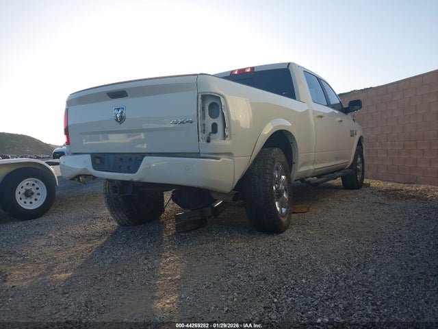 3C6UR5FLXJG375369 RAM 2500 Laramie 4x4 6&#039;4 Box