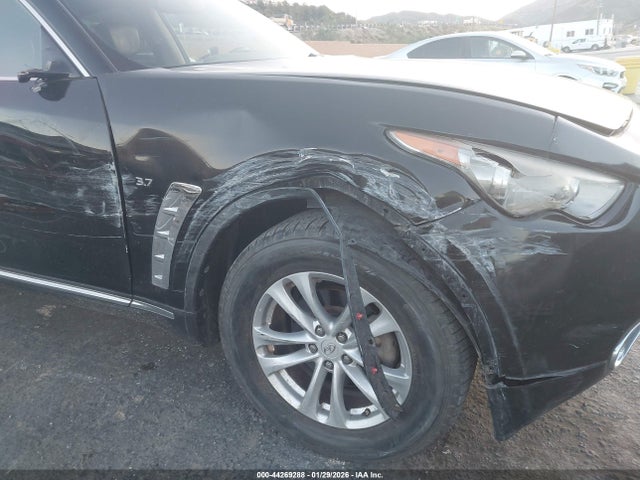 JN8CS1MU4GM670250 Infiniti QX70