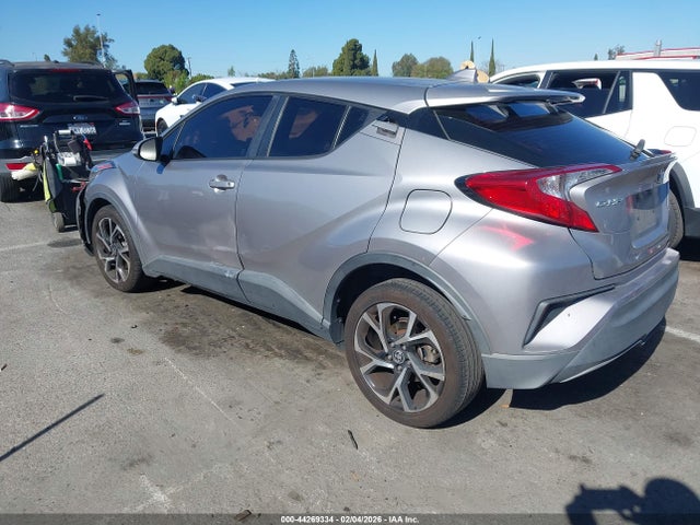 JTNKHMBX0L1075195 Toyota C-HR XLE