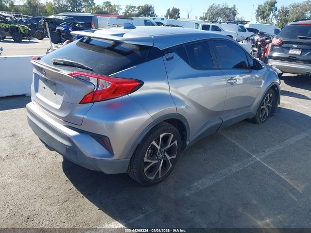 JTNKHMBX0L1075195 Toyota C-HR XLE