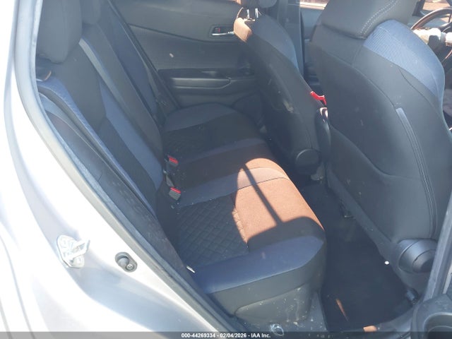 JTNKHMBX0L1075195 Toyota C-HR XLE