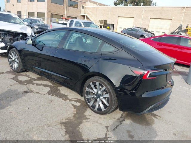 2024 TESLA MODEL 3 5YJ3E1EB5RF787542 Photo 2