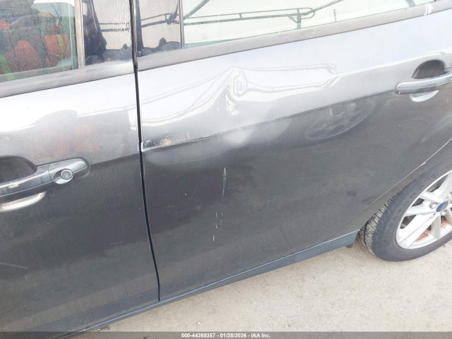 1FADP3F24FL203669 Ford FOCUS SE