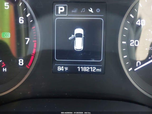 KM8J33A4XHU593476 Hyundai TUCSON SE