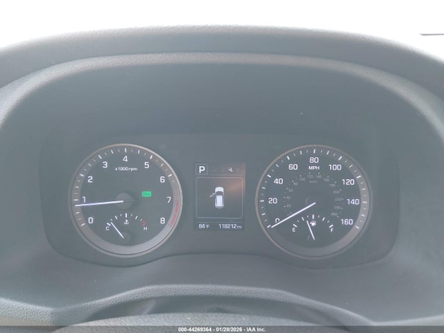 KM8J33A4XHU593476 Hyundai TUCSON SE