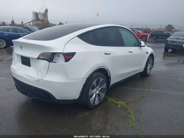 2023 TESLA MODEL Y 7SAYGDEE3PF666150 Photo 3
