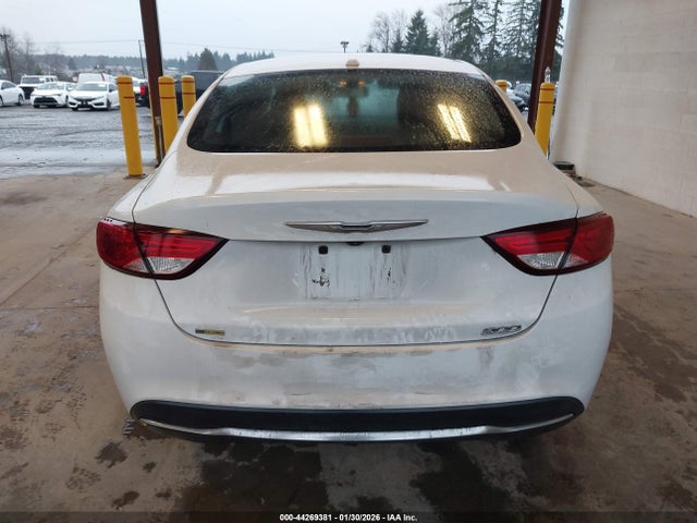 Chrysler 200 Limited 2015 1C3CCCAB2FN631564 Image 16