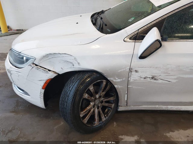 Chrysler 200 Limited 2015 1C3CCCAB2FN631564 Image 6