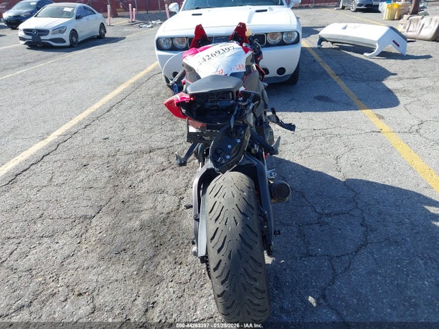 JH2SC7715JK100969 Honda CBR1000 RR