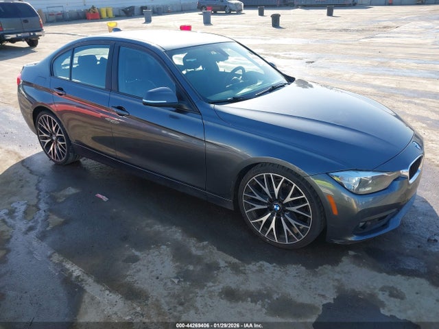 2016 BMW 320I WBA8E1G57GNT38095 Photo 0