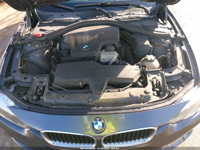 2016 BMW 320I WBA8E1G57GNT38095 Photo 9