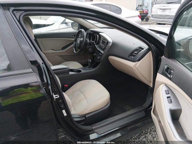 5XXGM4A77EG335039 KIA Optima Lx