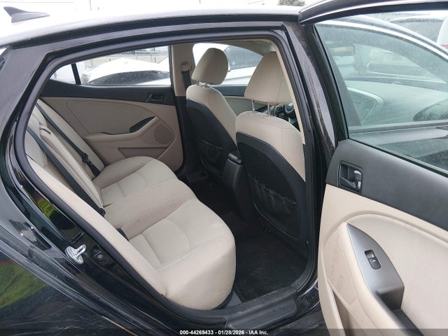 5XXGM4A77EG335039 KIA Optima Lx
