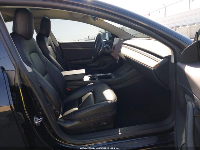 2021 TESLA MODEL 3 5YJ3E1EA7MF870910 Photo 4