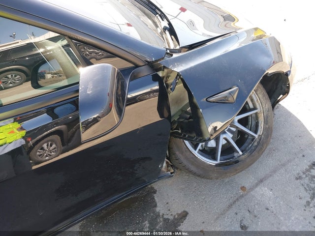 2021 TESLA MODEL 3 5YJ3E1EA7MF870910 Photo 5