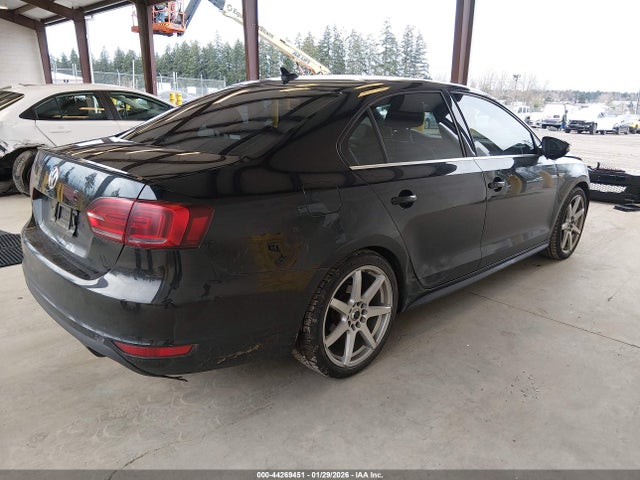 3VW4T7AJ3EM319838 Volkswagen Jetta Gli Edition 30 W/nav