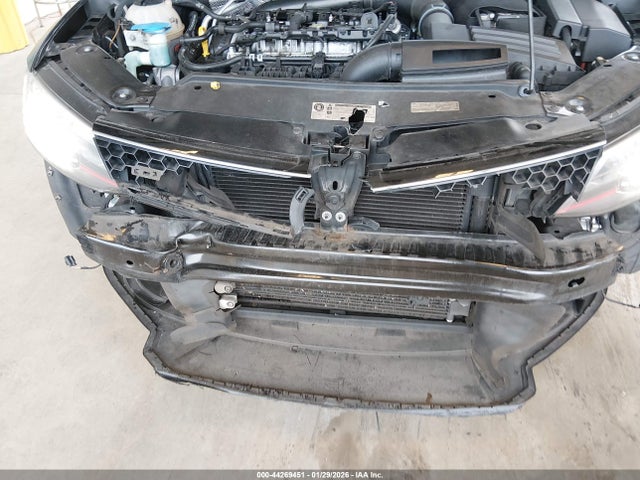 3VW4T7AJ3EM319838 Volkswagen Jetta Gli Edition 30 W/nav