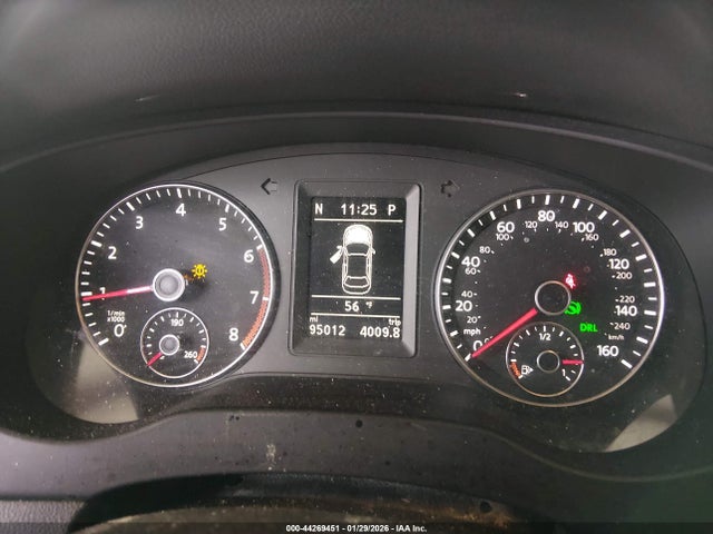 3VW4T7AJ3EM319838 Volkswagen Jetta Gli Edition 30 W/nav