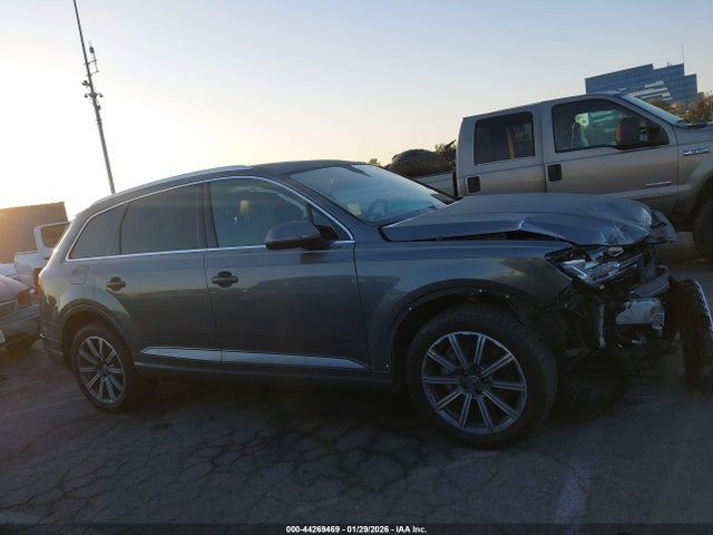 WA1LAAF7XHD054781 Audi Q7 3.0t Premium